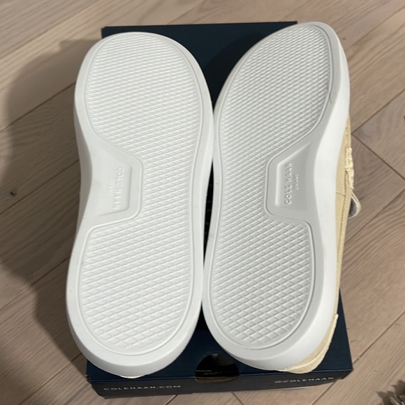 COLE HAAN loafer brand new - Picture 3 of 3